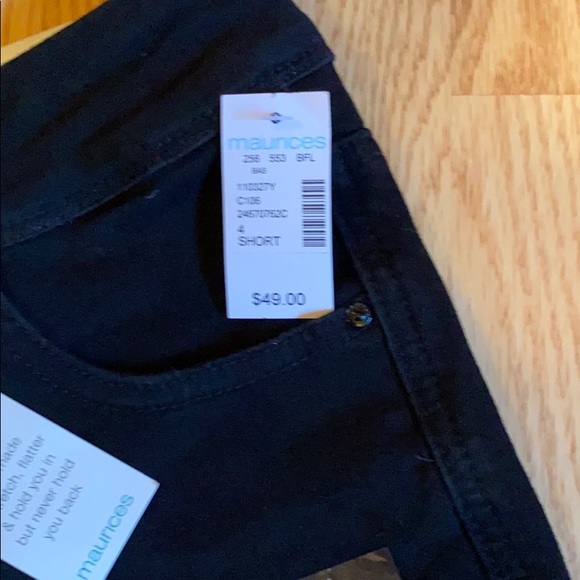 Jeans - Picture 4 of 5